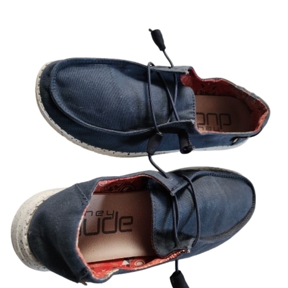Womens 7 Hey Dude Nautical Navy Casual Minimalist Slip-On Loafer Boat Shoes - Picture 1 of 10